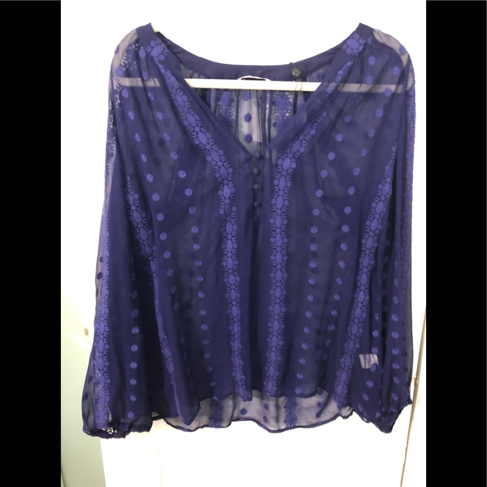 🆕💜NWT 100% silk blouse